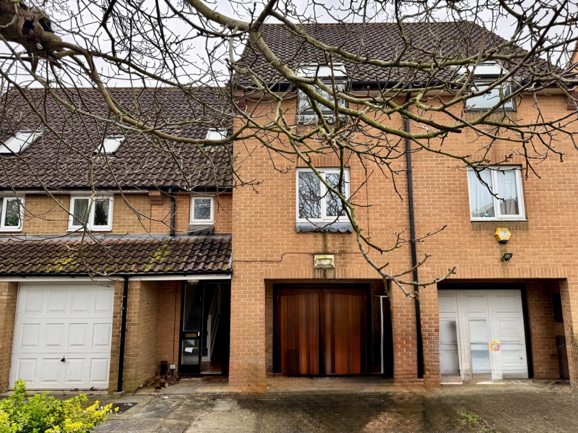 Images for Coulson Way, Burnham, Buckinghamshire EAID:BMHCC BID:maidenhead