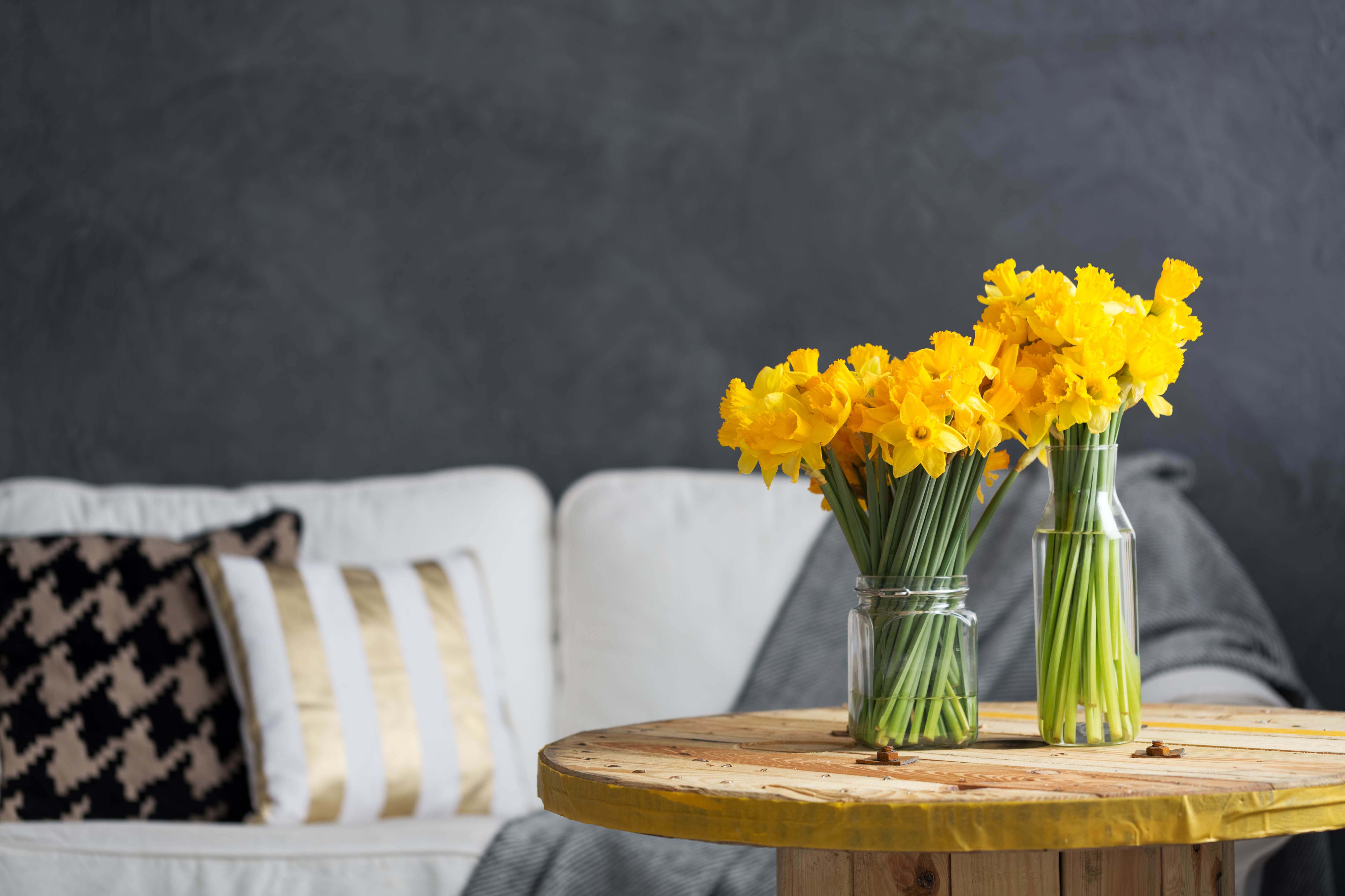 The 'Foliage' Factor: Is this the key to selling your home this Easter?