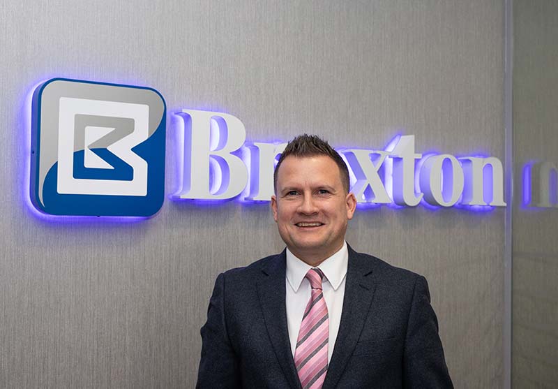 Tom Adams, SALES MANAGER